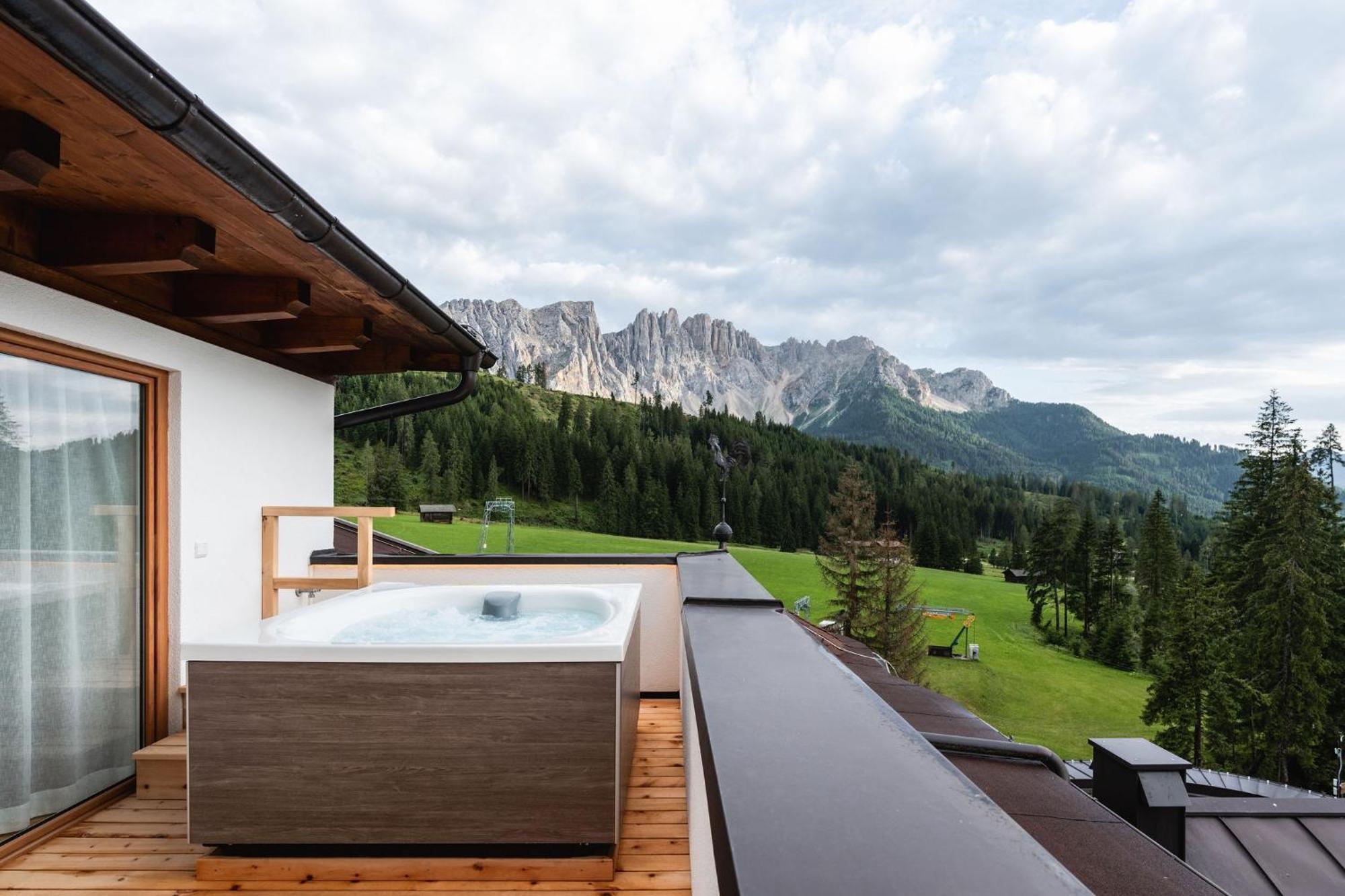 Moseralm Dolomiti Spa Resort نوفا ليفانتي المظهر الخارجي الصورة